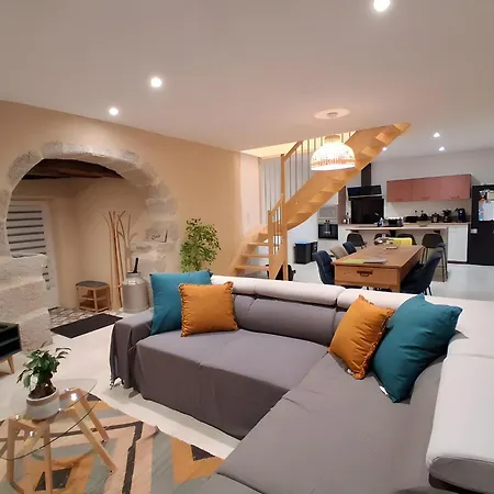 La Maison De Louis Holiday home *